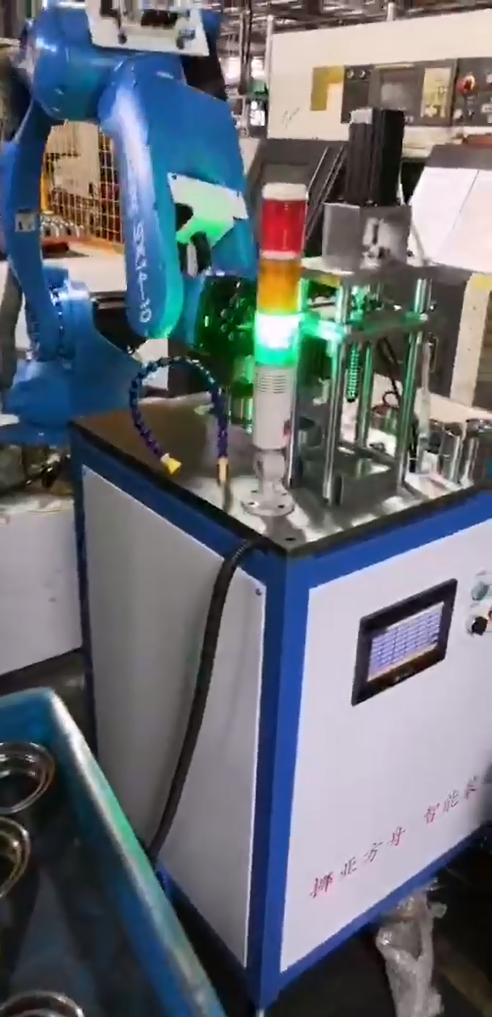 自動化檢測設備—挪亞方舟—機器人上料